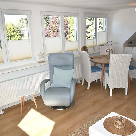 Fischerhus Deck 2 * ティメンドルファー・シュトラント